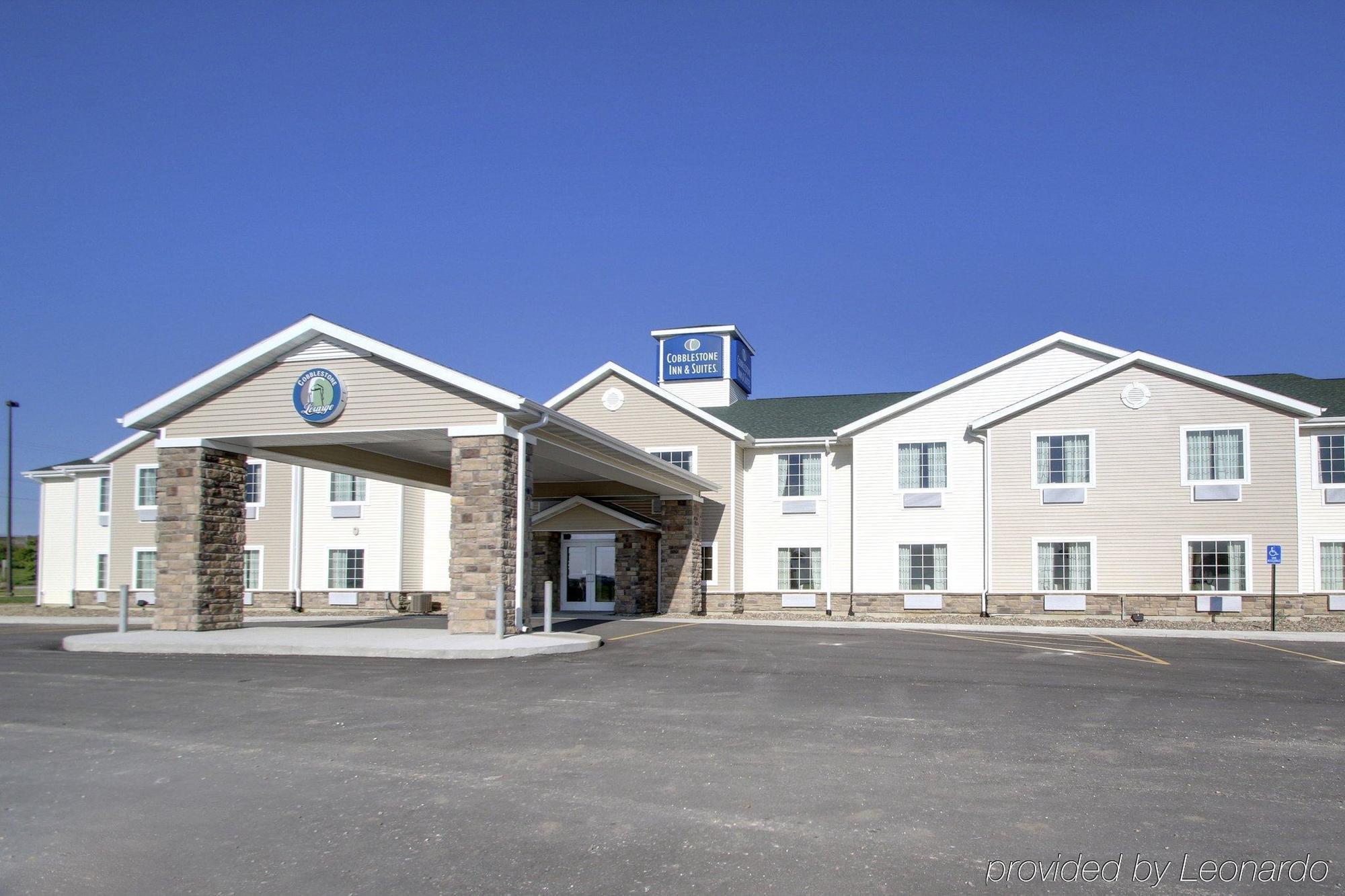 Cobblestone Inn&Suites - Avoca Extérieur photo