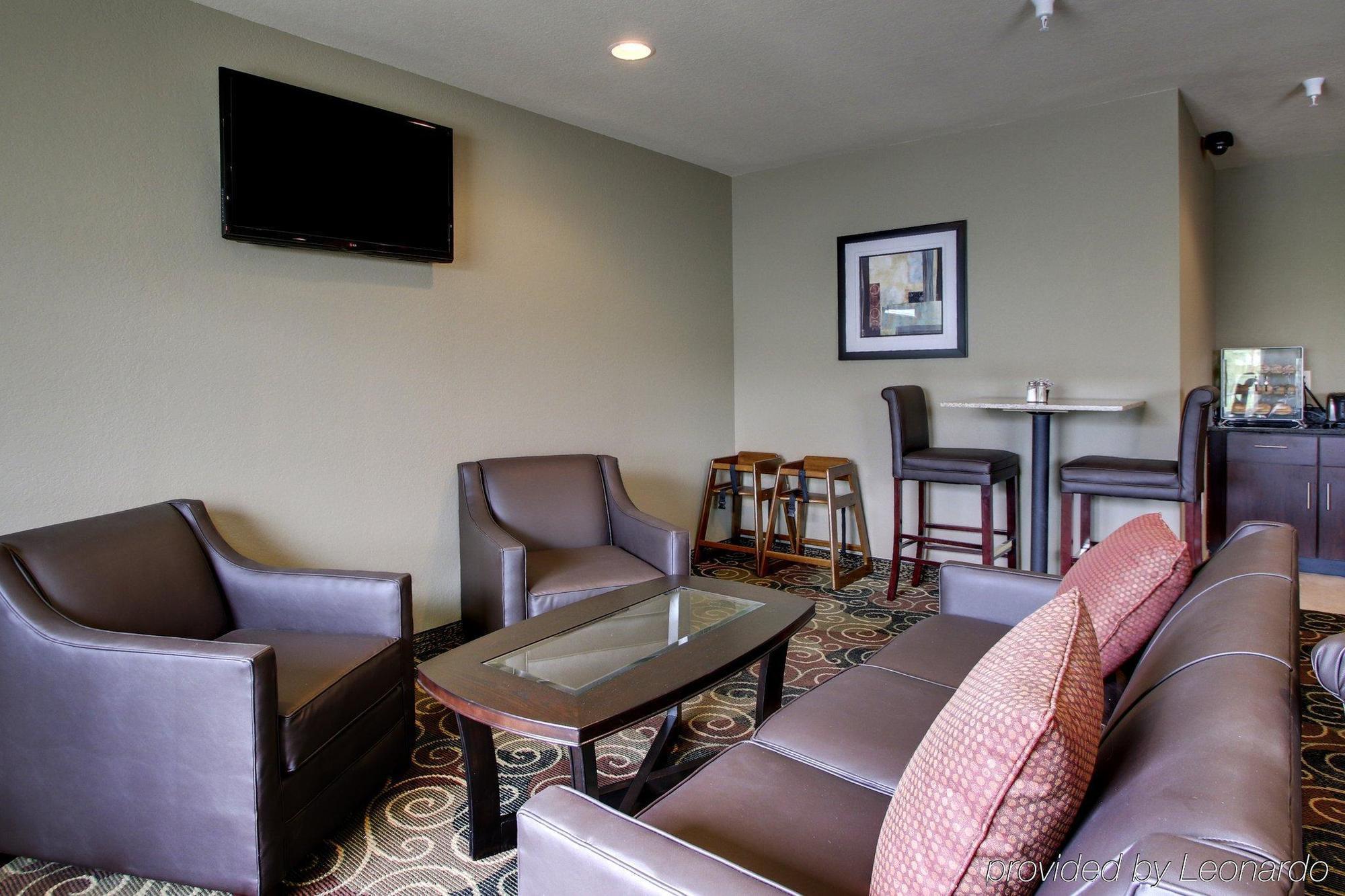 Cobblestone Inn&Suites - Avoca Extérieur photo