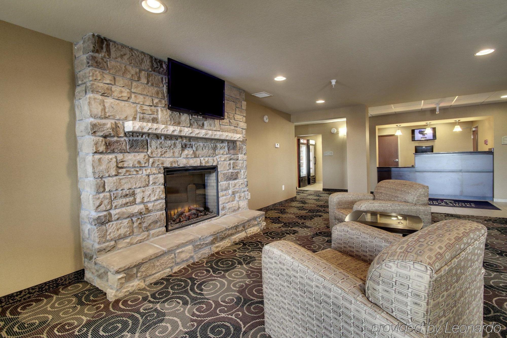 Cobblestone Inn&Suites - Avoca Extérieur photo