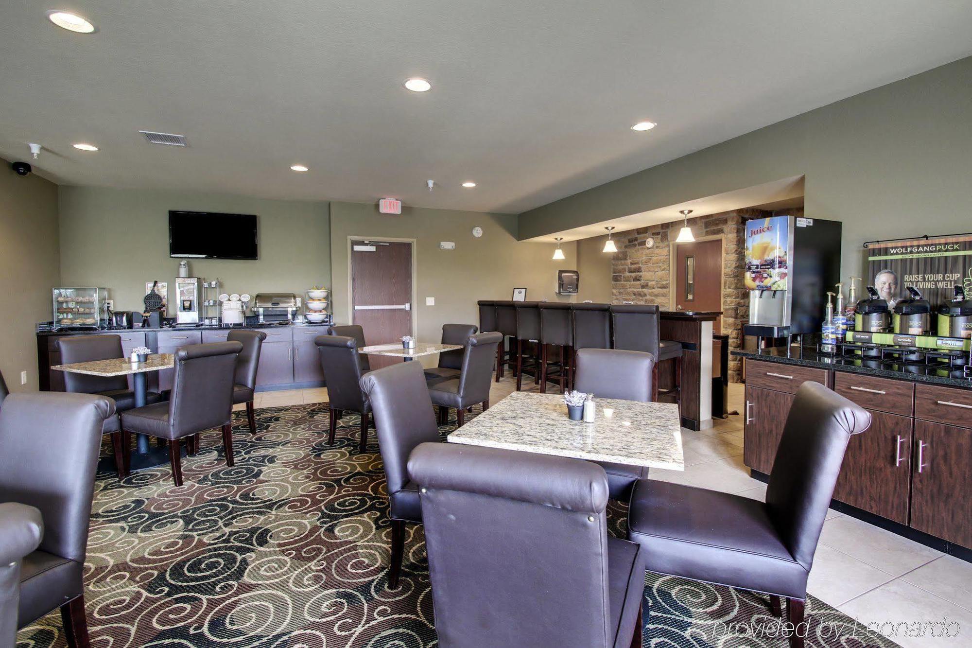 Cobblestone Inn&Suites - Avoca Extérieur photo